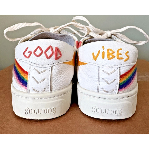 SOLUDOS Good Vibes Rainbow Sun Embroidered Leather Sneakers Low Top 9.5 Festival - Picture 2 of 11